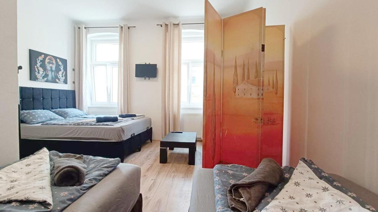 Family Apartment Mz27 Wien Eksteriør billede