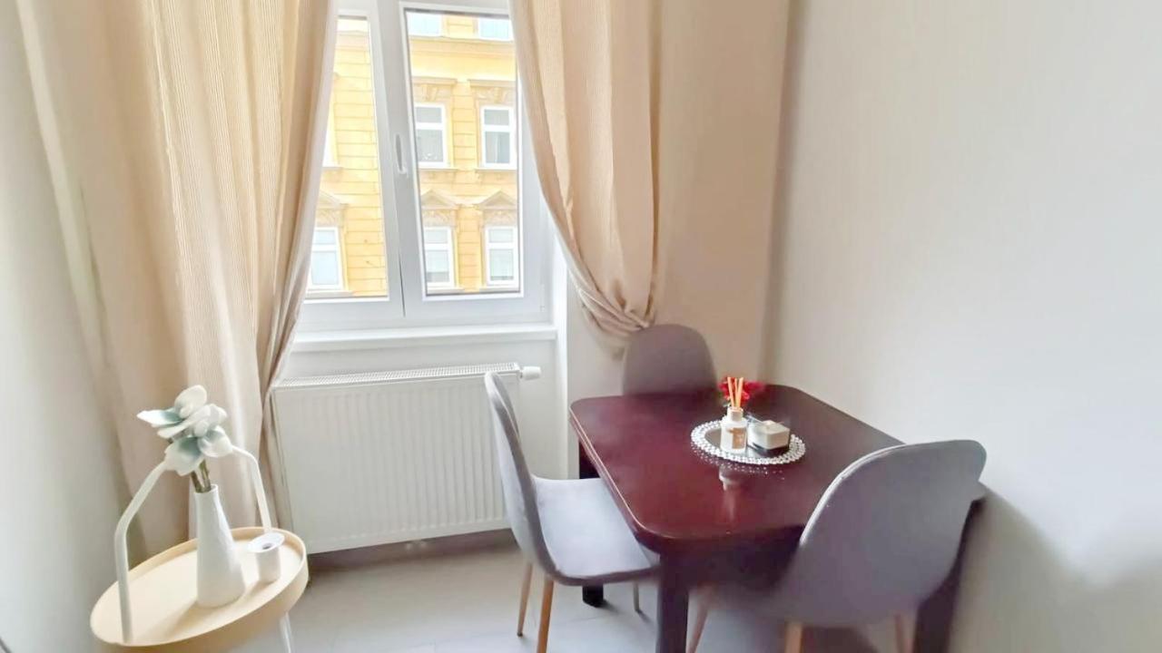 Family Apartment Mz27 Wien Eksteriør billede